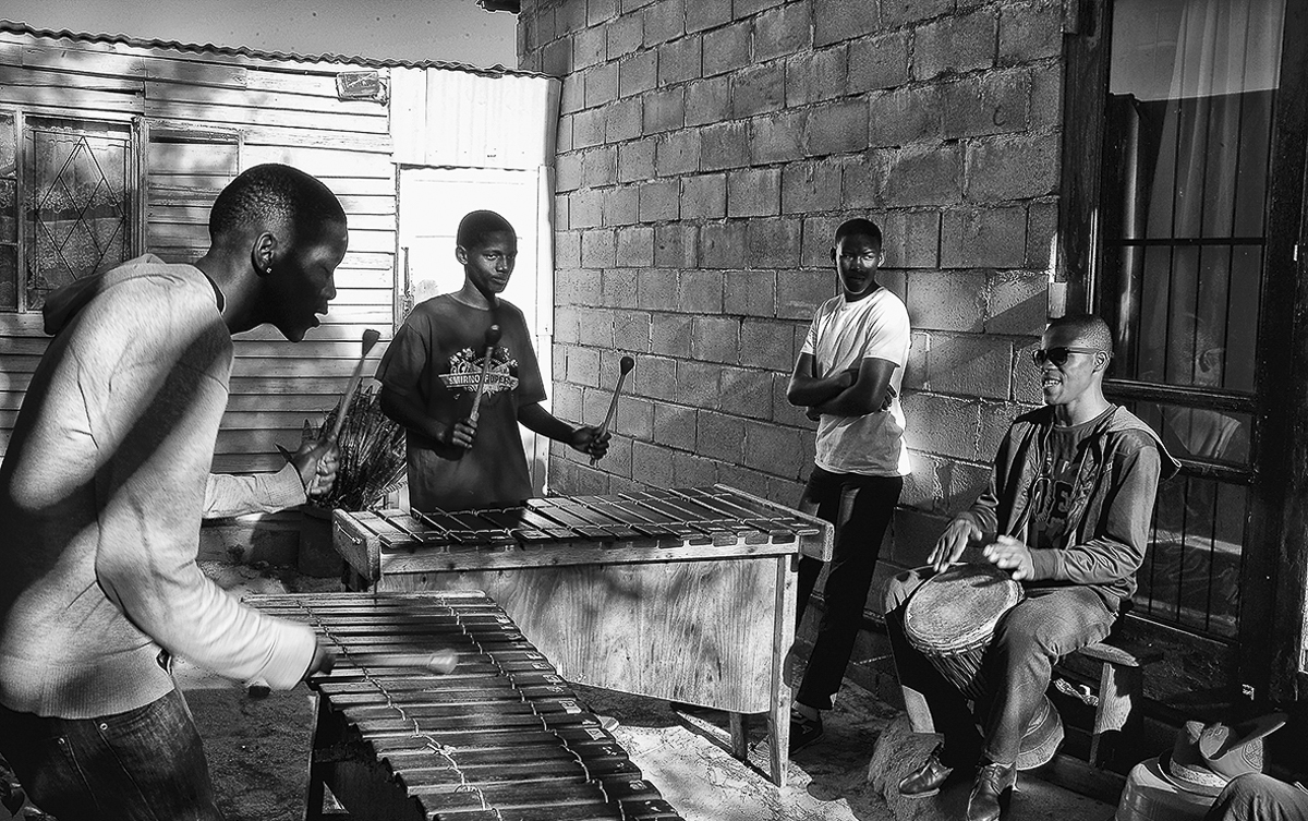 Scopri di più sull'articolo Concorso fotografico “Incontrare la musica: dalla strada ai luoghi del concerto”